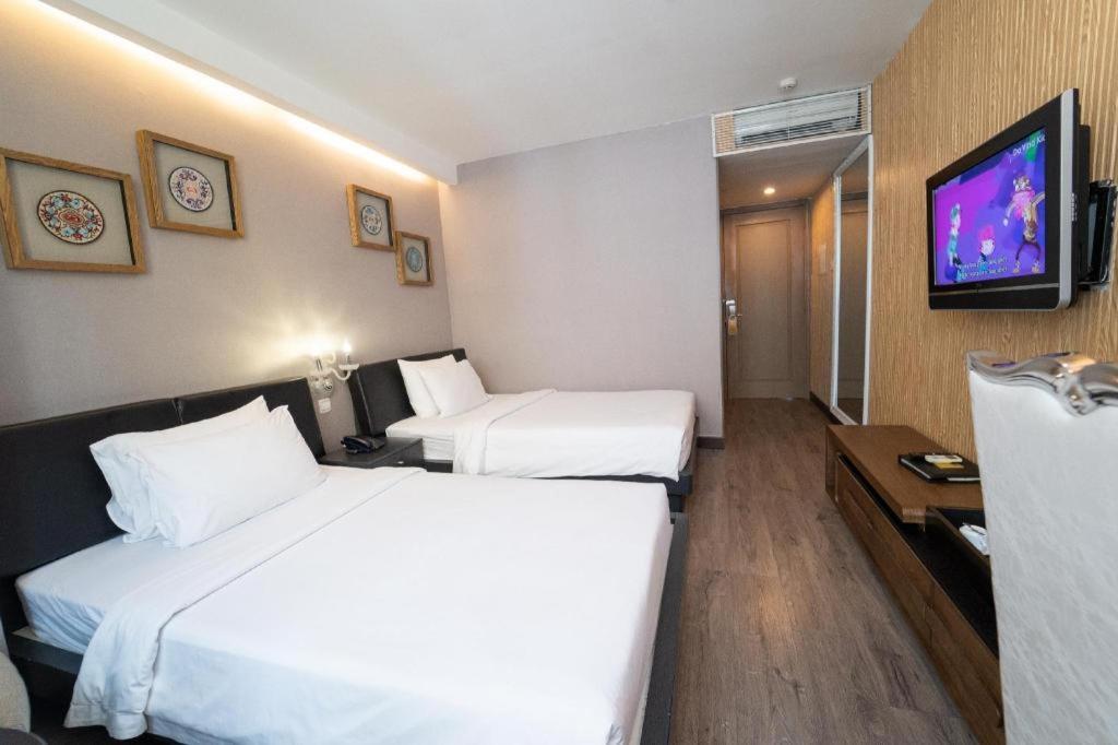 The White Hotel 8A Thai Van Lung Ciudad Ho Chi Minh  Exterior foto