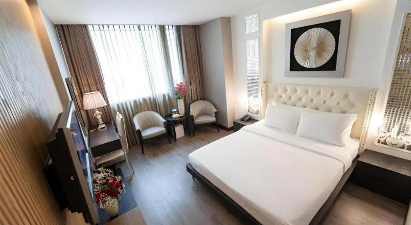 The White Hotel 8A Thai Van Lung Ciudad Ho Chi Minh  Exterior foto